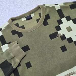 Nike SB Men's XL Green Pixel Geometric Fleece Crewneck Sweatshirt Zip Pocket